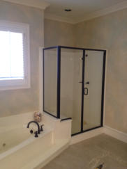 Fully framed shower enclosure 